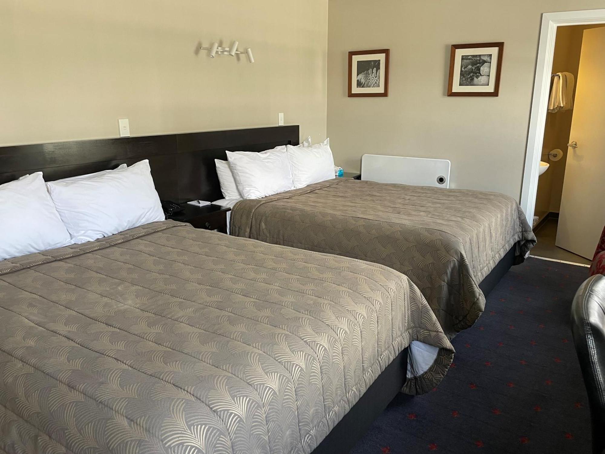 Discovery Settlers Hotel Whangarei Exterior foto
